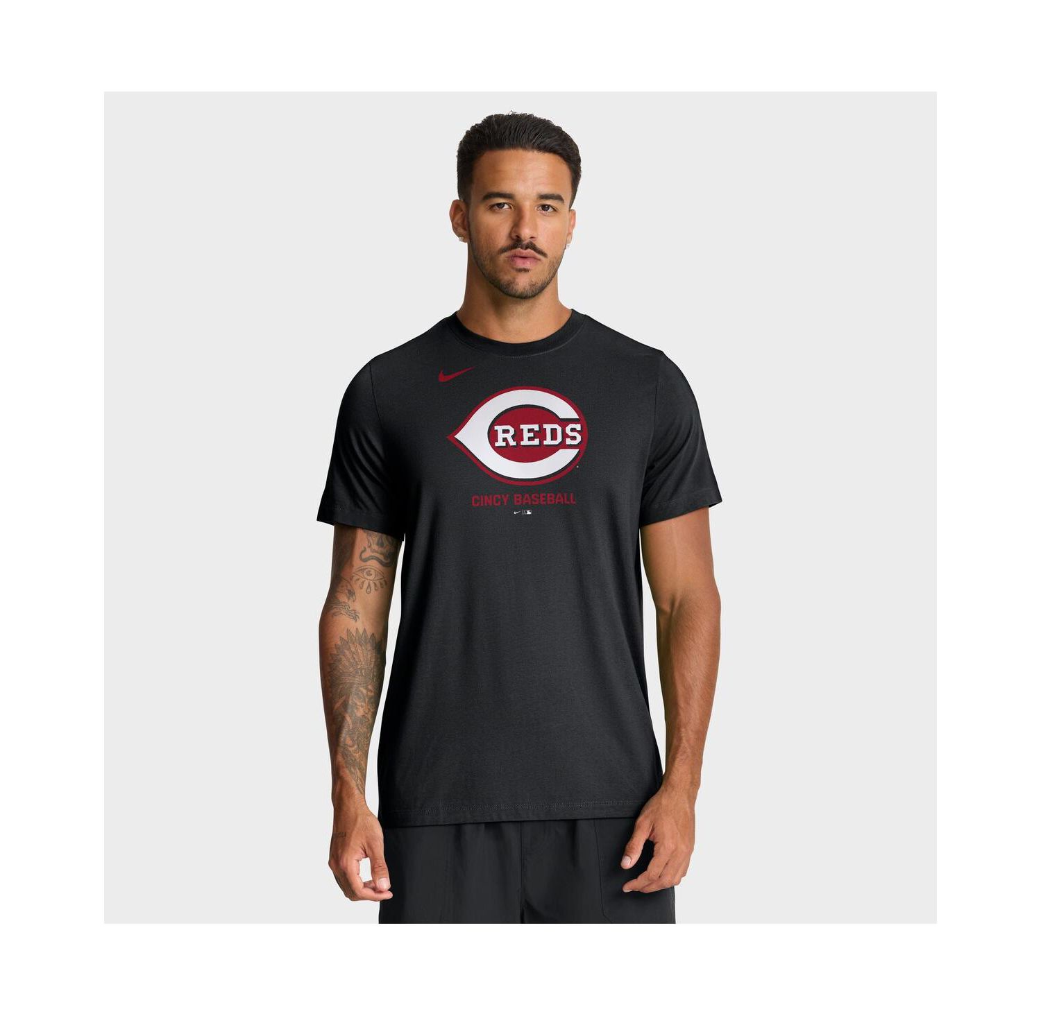 Men's Black Cincinnati Reds Tri-Blend Logo T-Shirt
