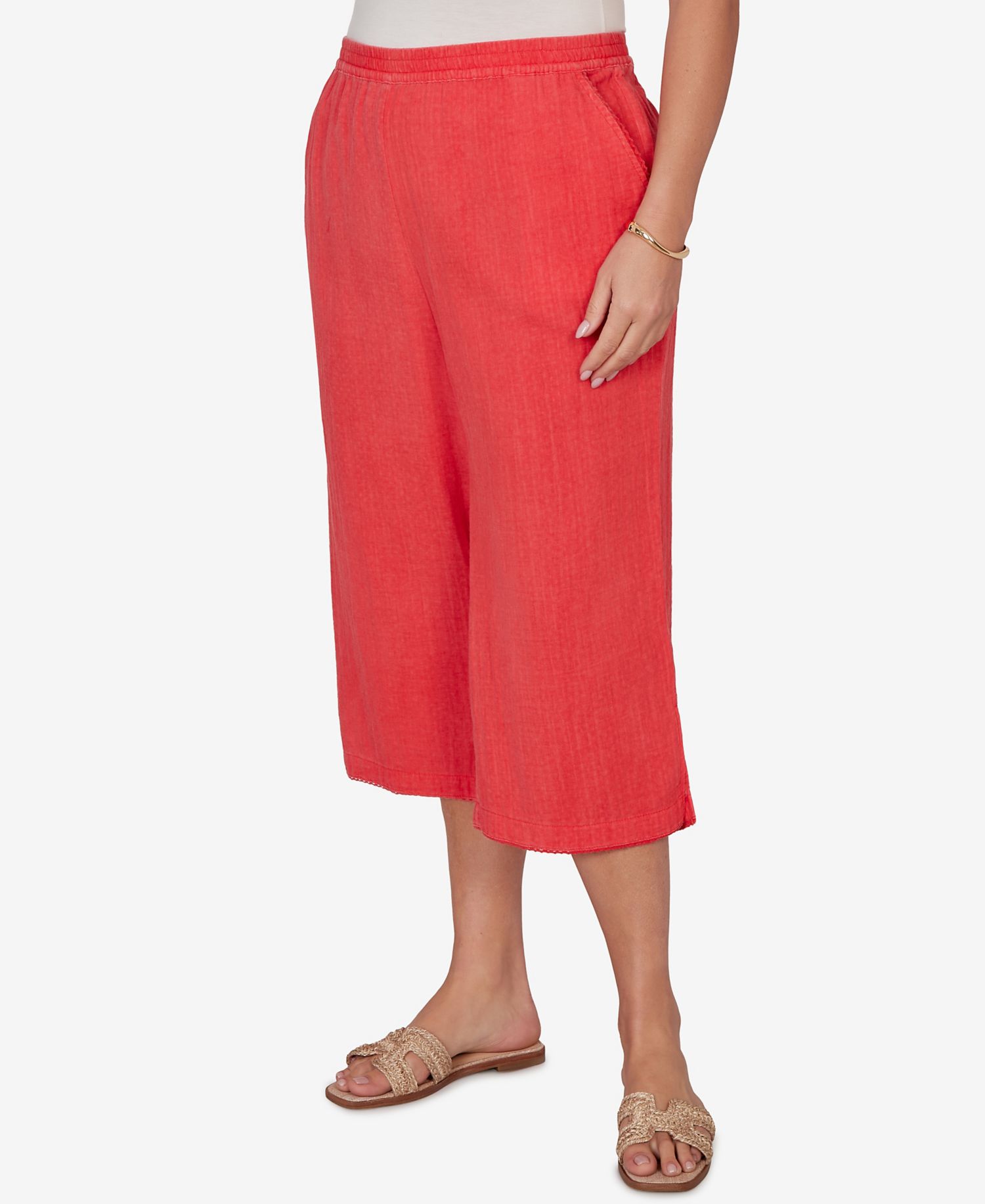 Plus Size Snow Washed Gauze Pull-On Capri Pants