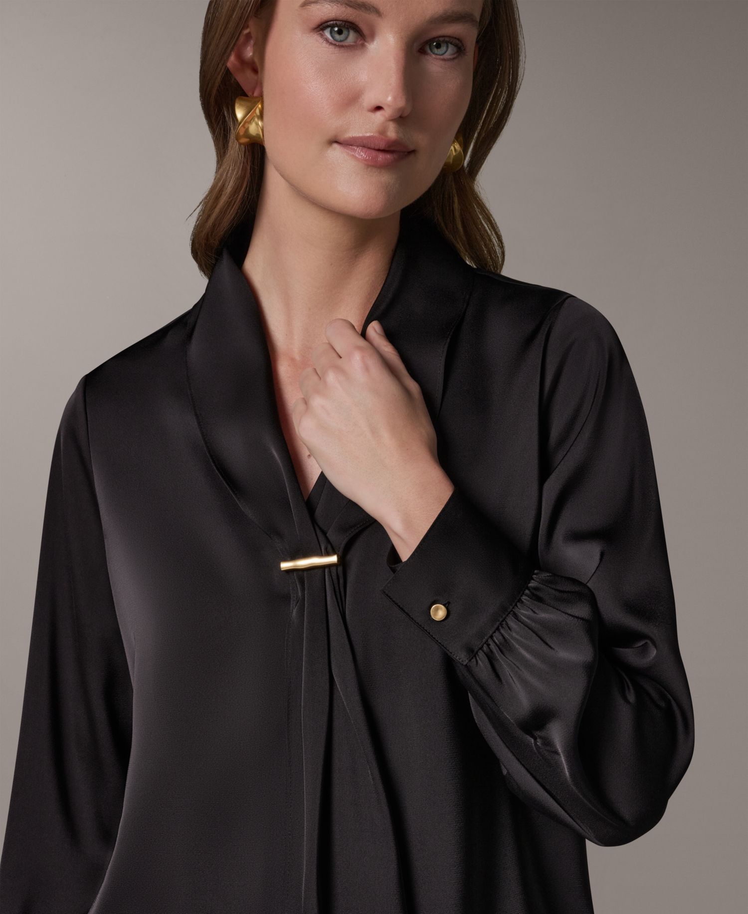 Petite Long-Sleeve V-Neck Pull-On Top