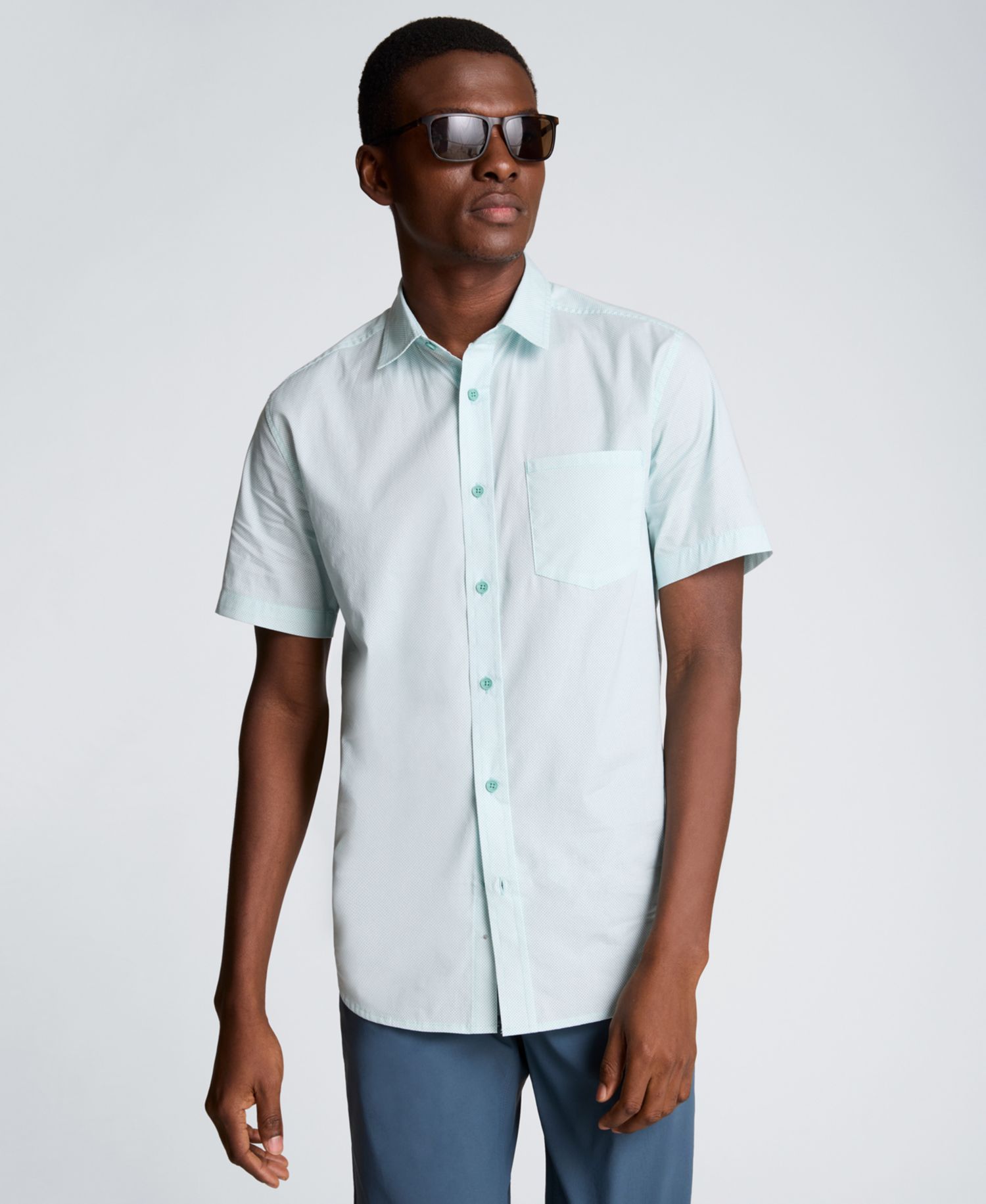 Men's Short-Sleeve Slim-Fit Shirt