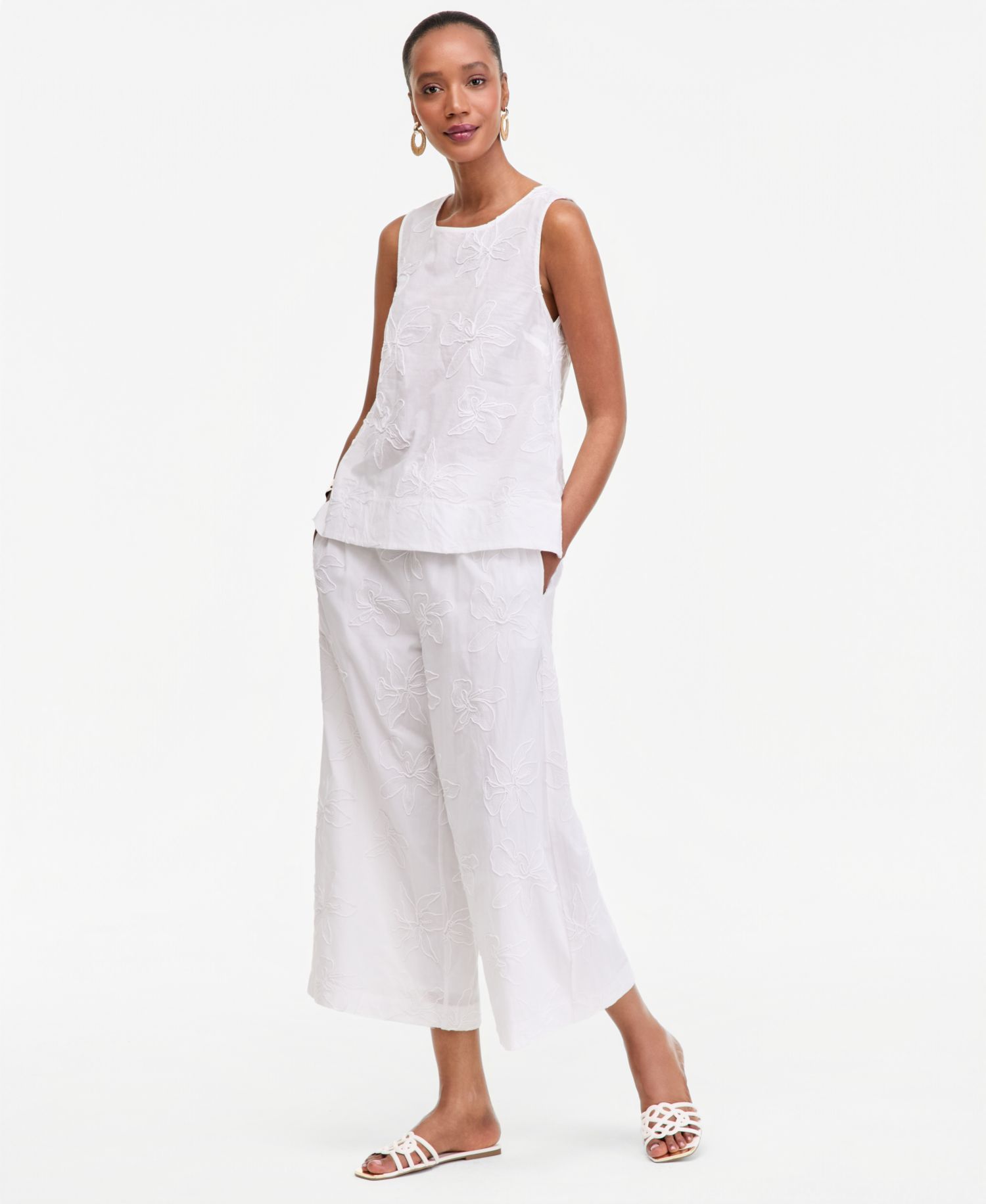 Women's Embroidered Cotton Cropped Pants
