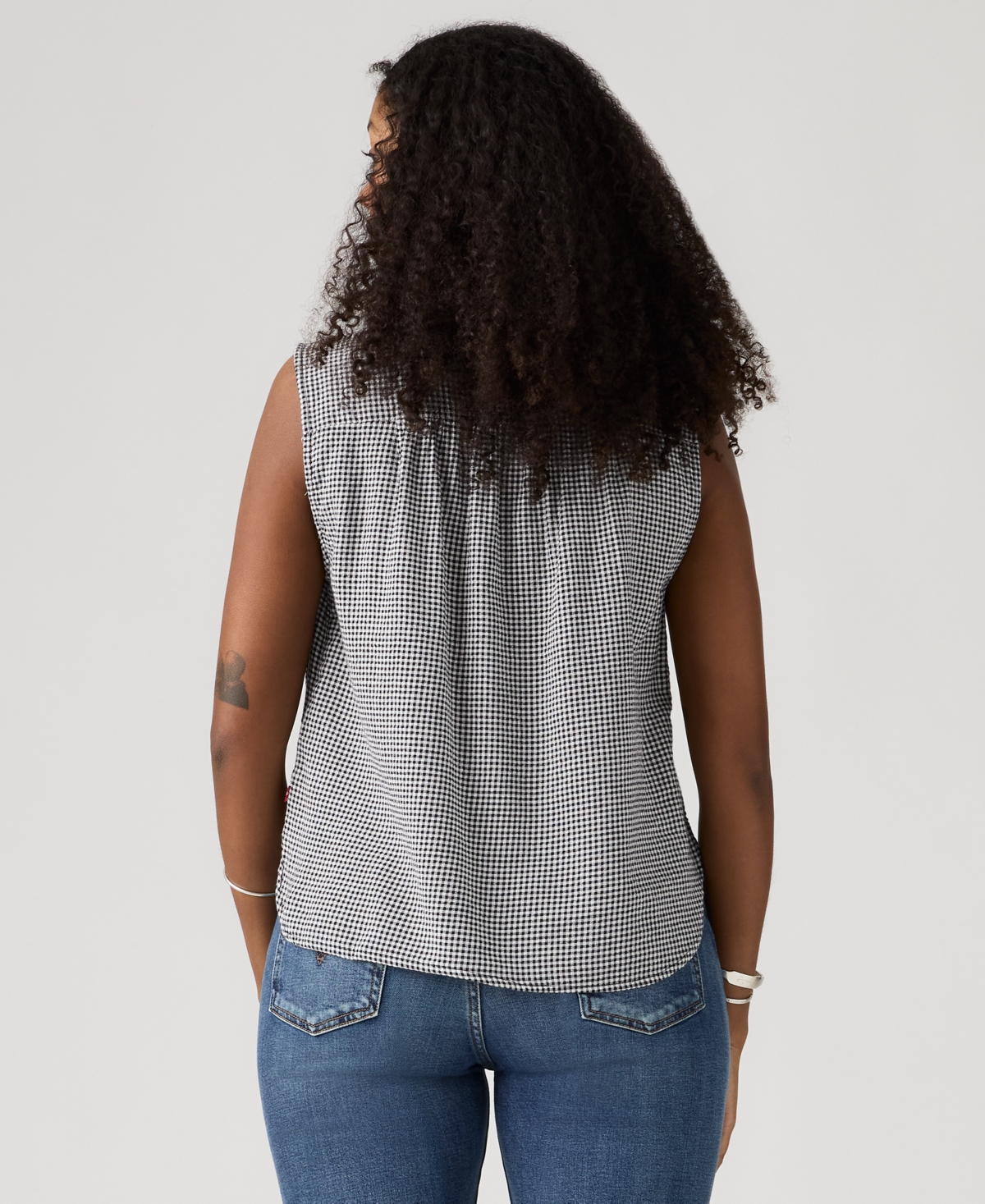 Levi's Women's Point Collar Relaxed-Fit Top