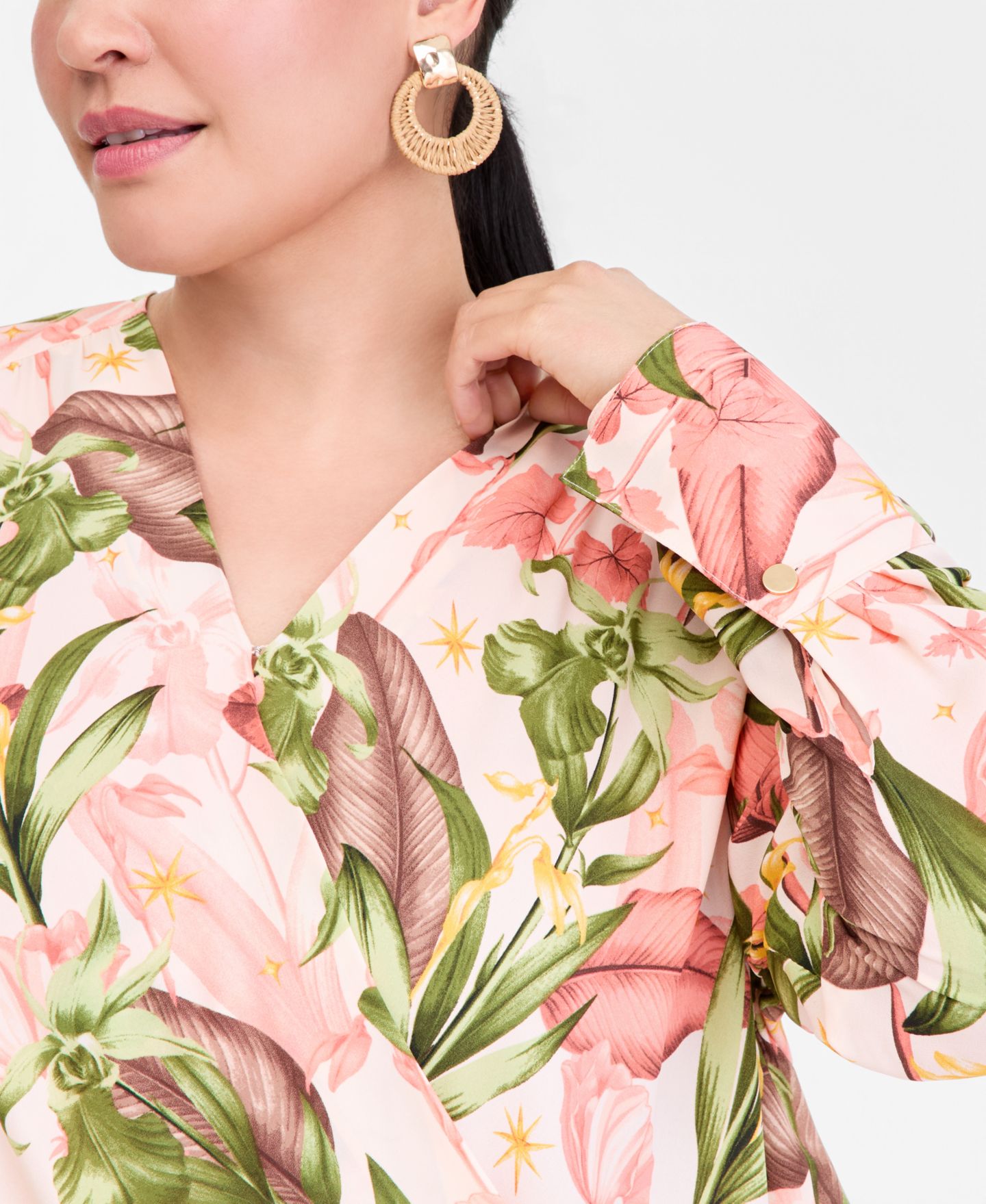 Женская блузка I.N.C. International Concepts Plus Size Printed Surplice Long-Sleeve Blouse, цвет: Belo Blooms — фото 2
