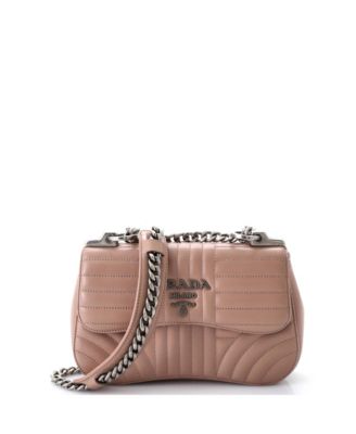 Small Curved Flap Chain Shoulder Bag Diagramme Quilted Leather
