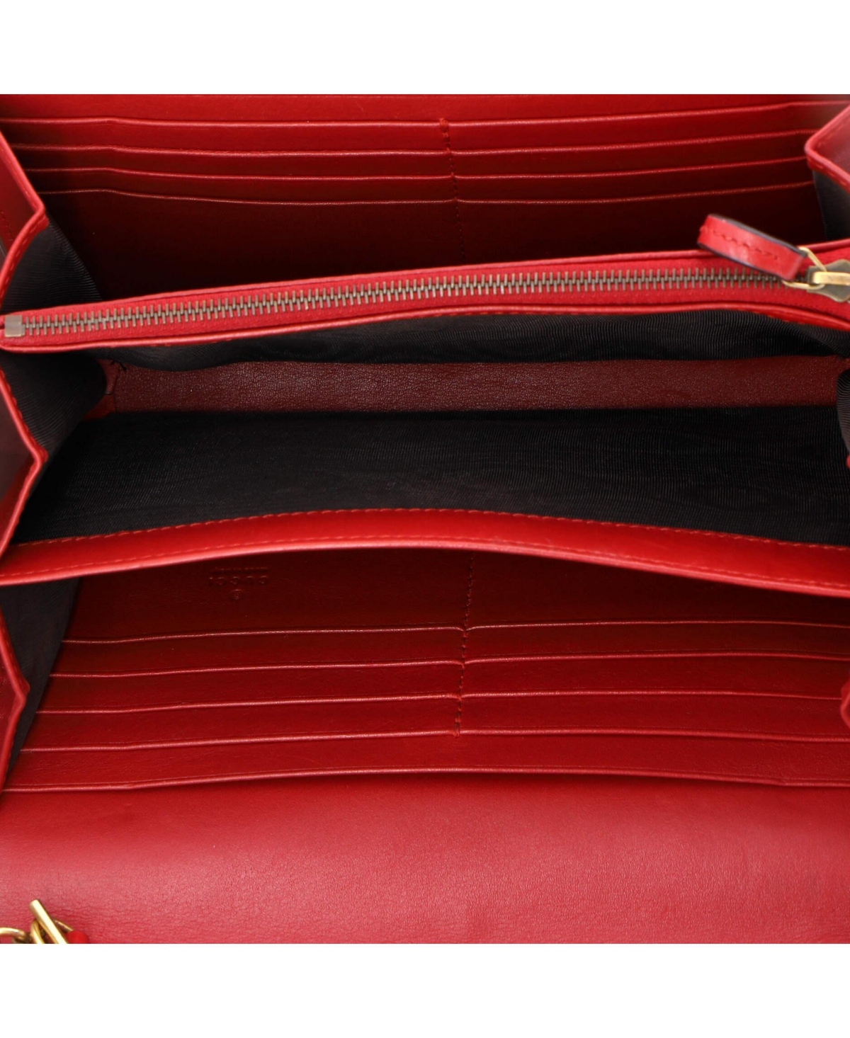Pre-Owned Gucci Mini Gg Marmont Chain Wallet Matelasse Leather