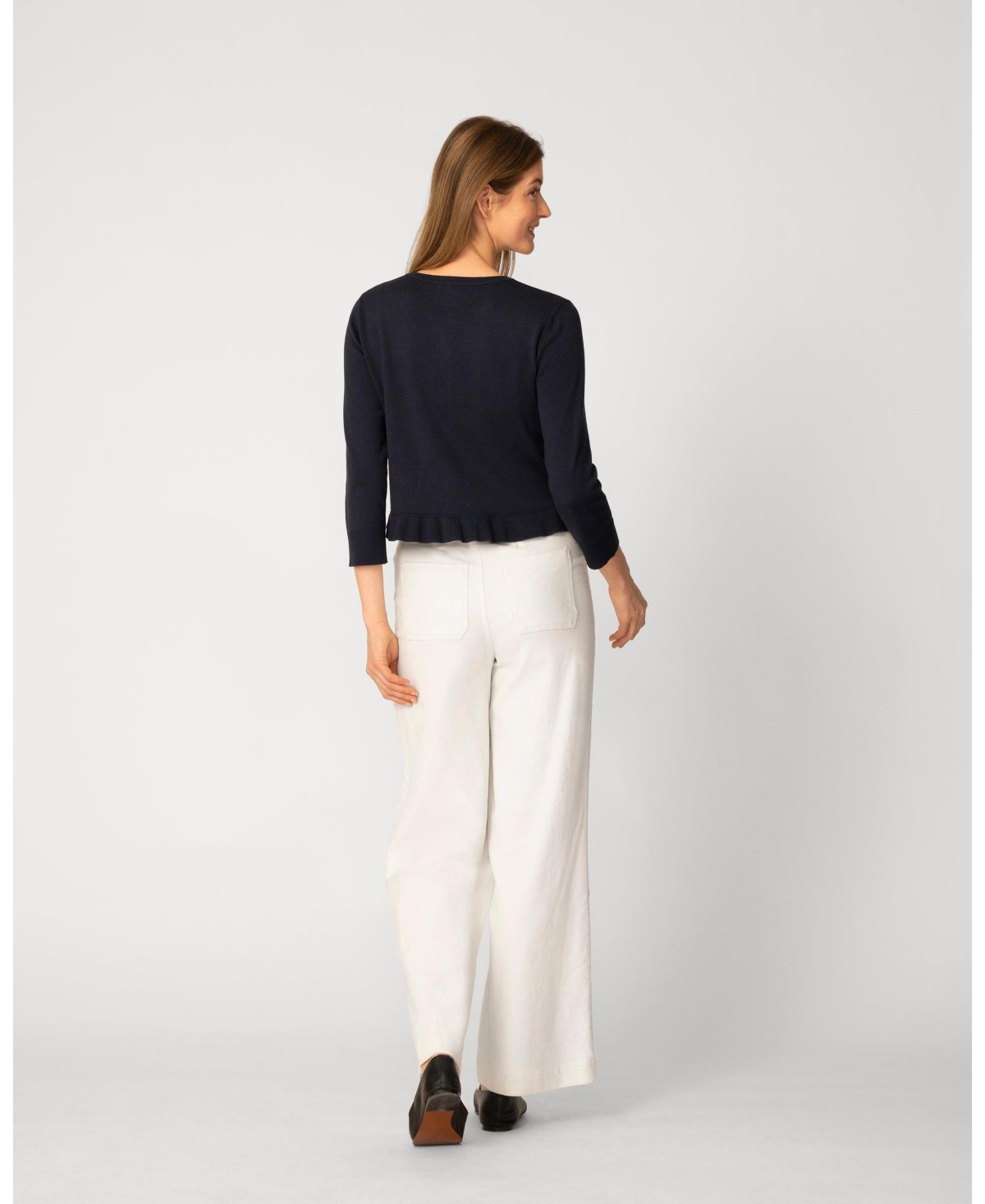 Cable & Gauge Women's Ruffle Hem Button Cardigan