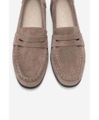 Forever and Always Shoes Women's Valia Leather Loafer