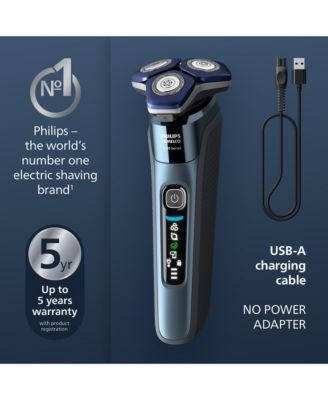 Philips Shaver 7900 with UV Sanitizing Cube