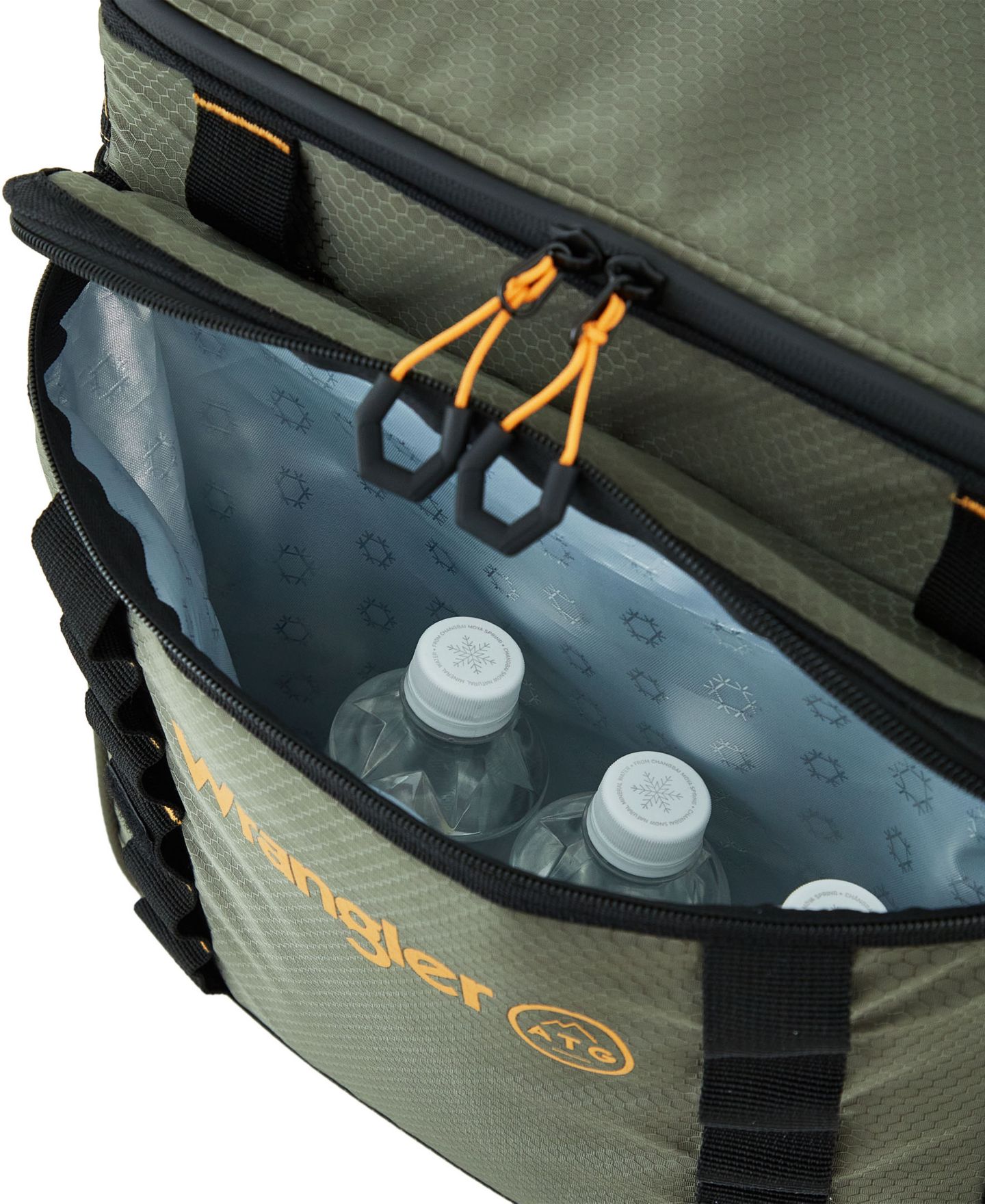 Сумка Wrangler 38 Liter Collapsible Cooler, цвет: Чёрный — фото 15