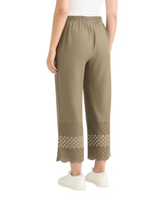 Women's Cropped Pant with Scallop Eyelet Hem