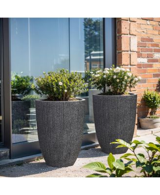 2-Piece Tall Tapered Round Plastic Planters Set