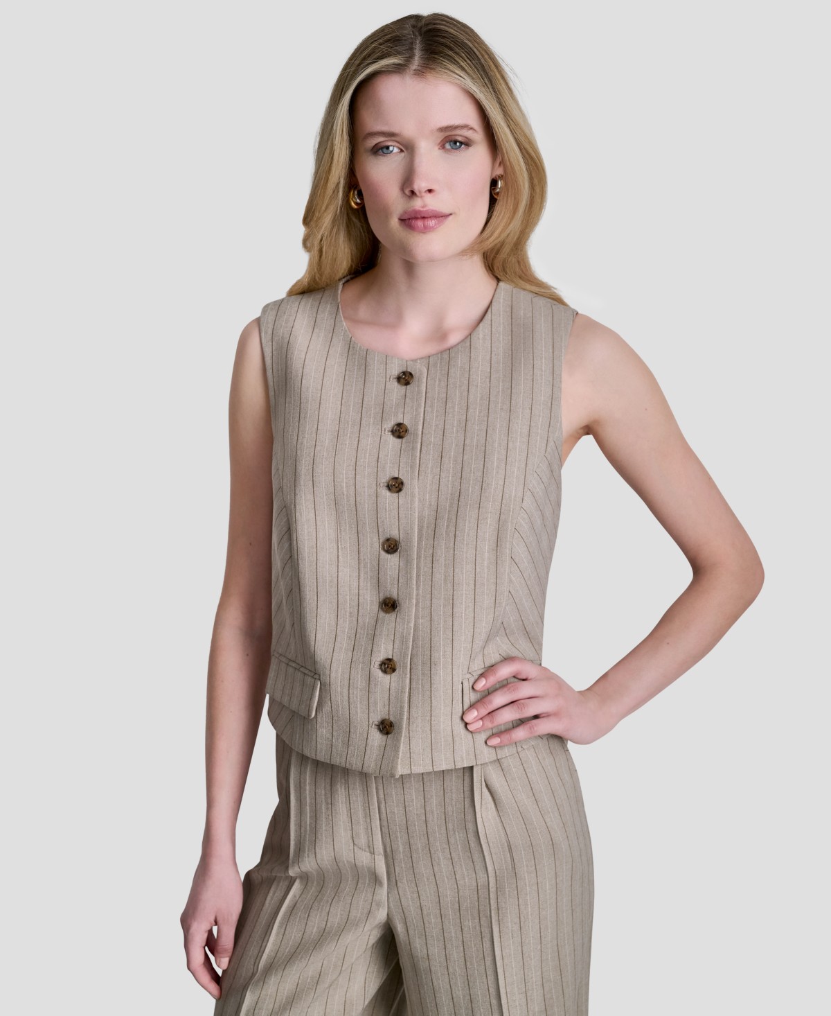 Женские DKNY Women's Pinstripe Button-Front Vest, Regular & Petite — фото 1