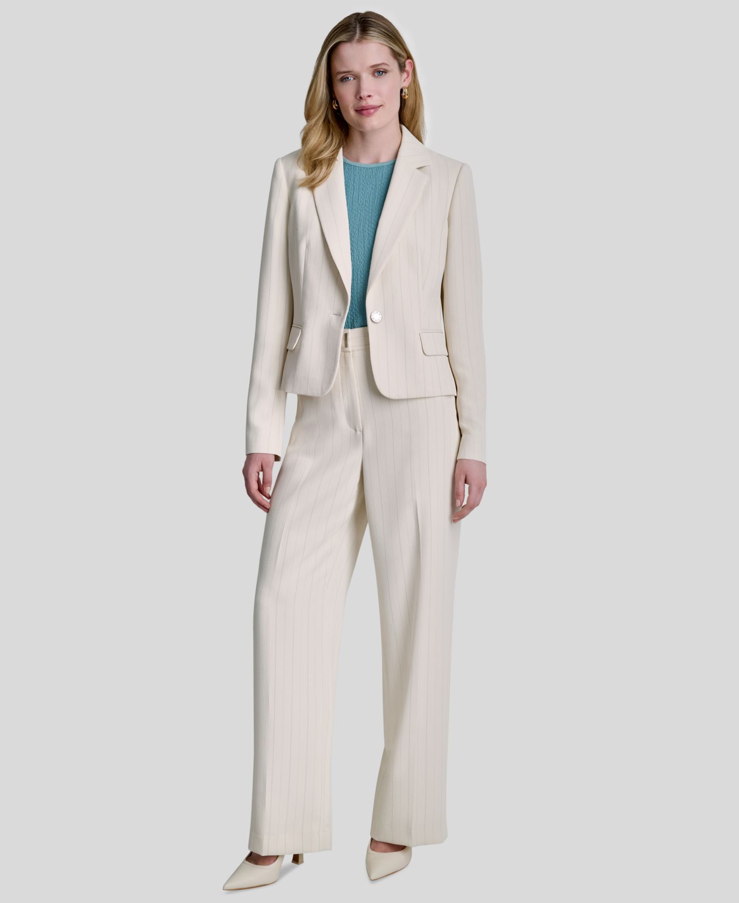 Женский пиджак DKNY Pinstriped Long-Sleeve Cropped Blazer, цвет: Кокосовый / Синий полосатый — фото 5