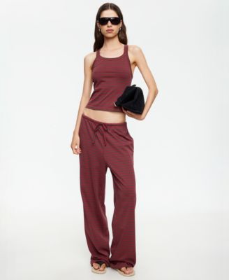 Women's Sleeveless Scoop Neck Top