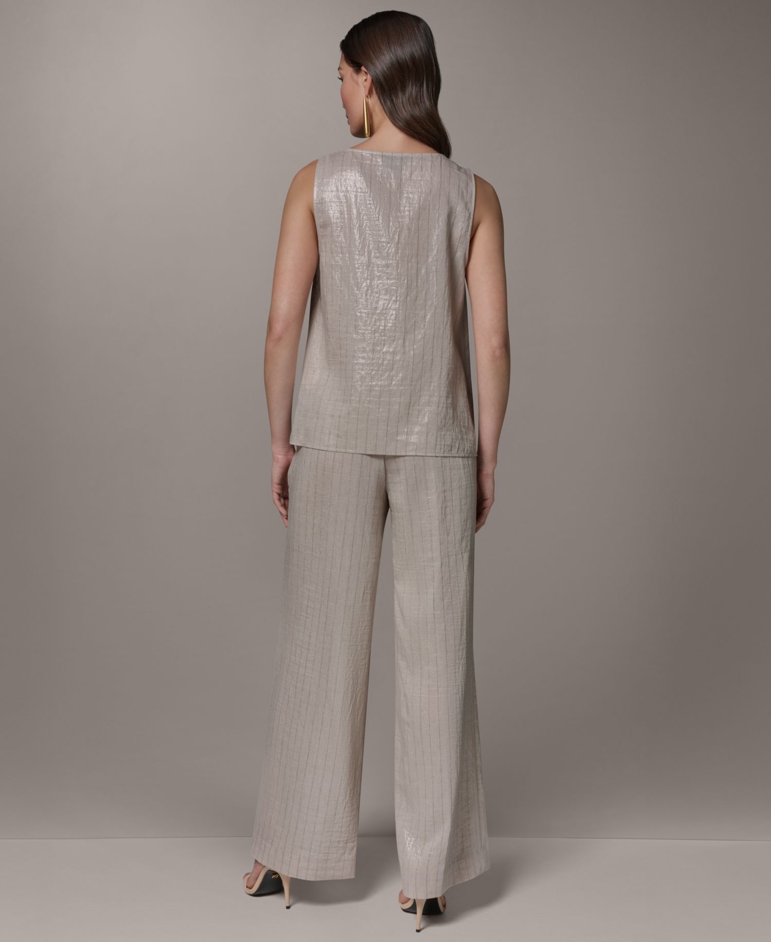Women's Sleeveless Cowl Neck Top