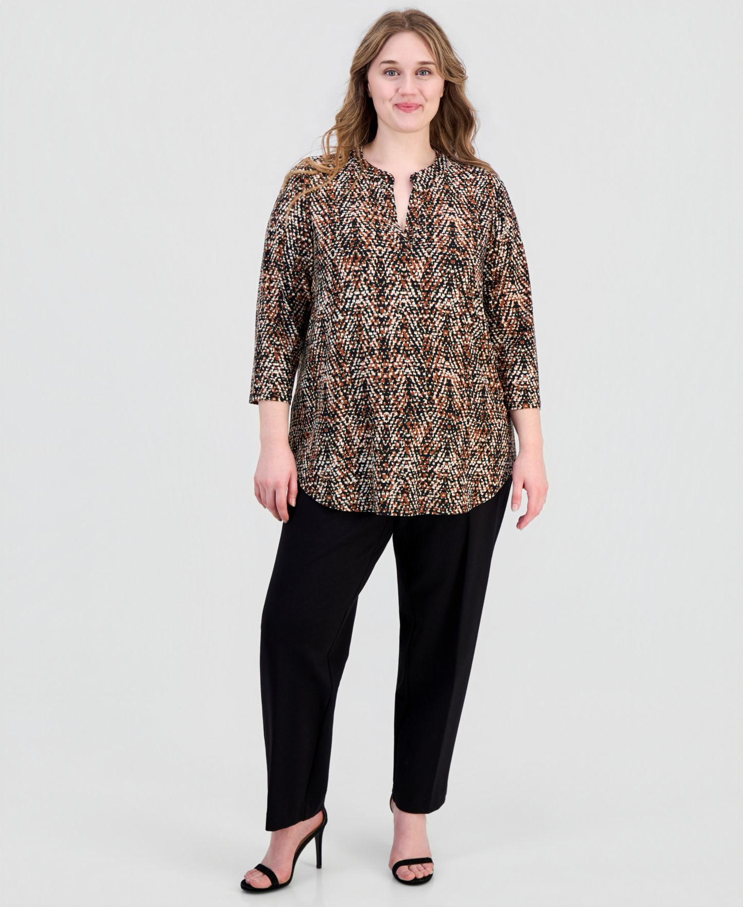 Plus Size Printed Split-Neck 3/4-Sleeve Top