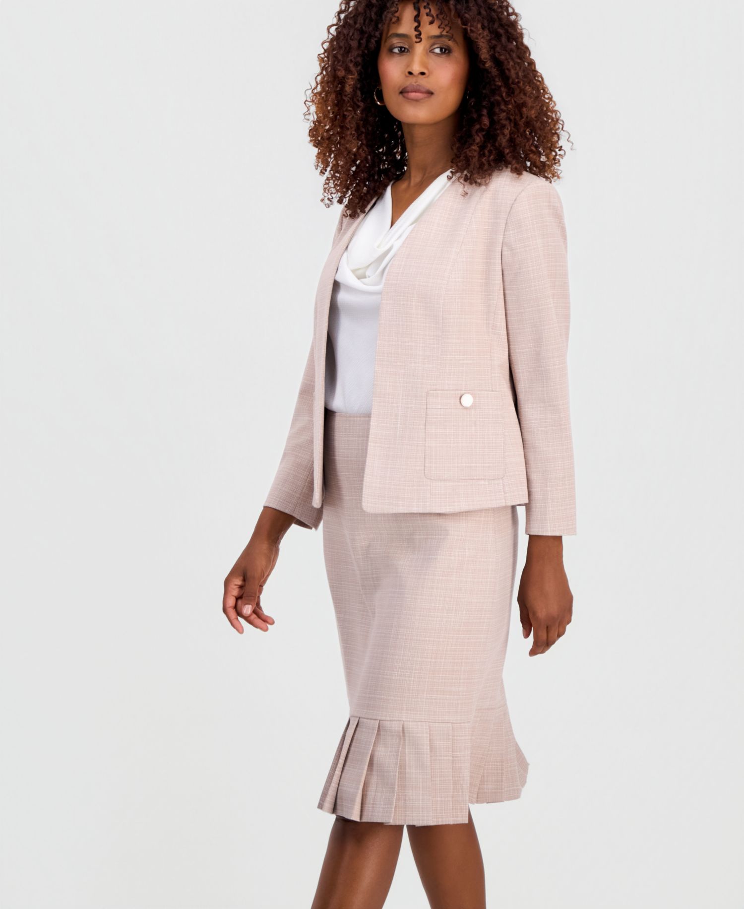 Women's Collarless Open-Front Blazer
