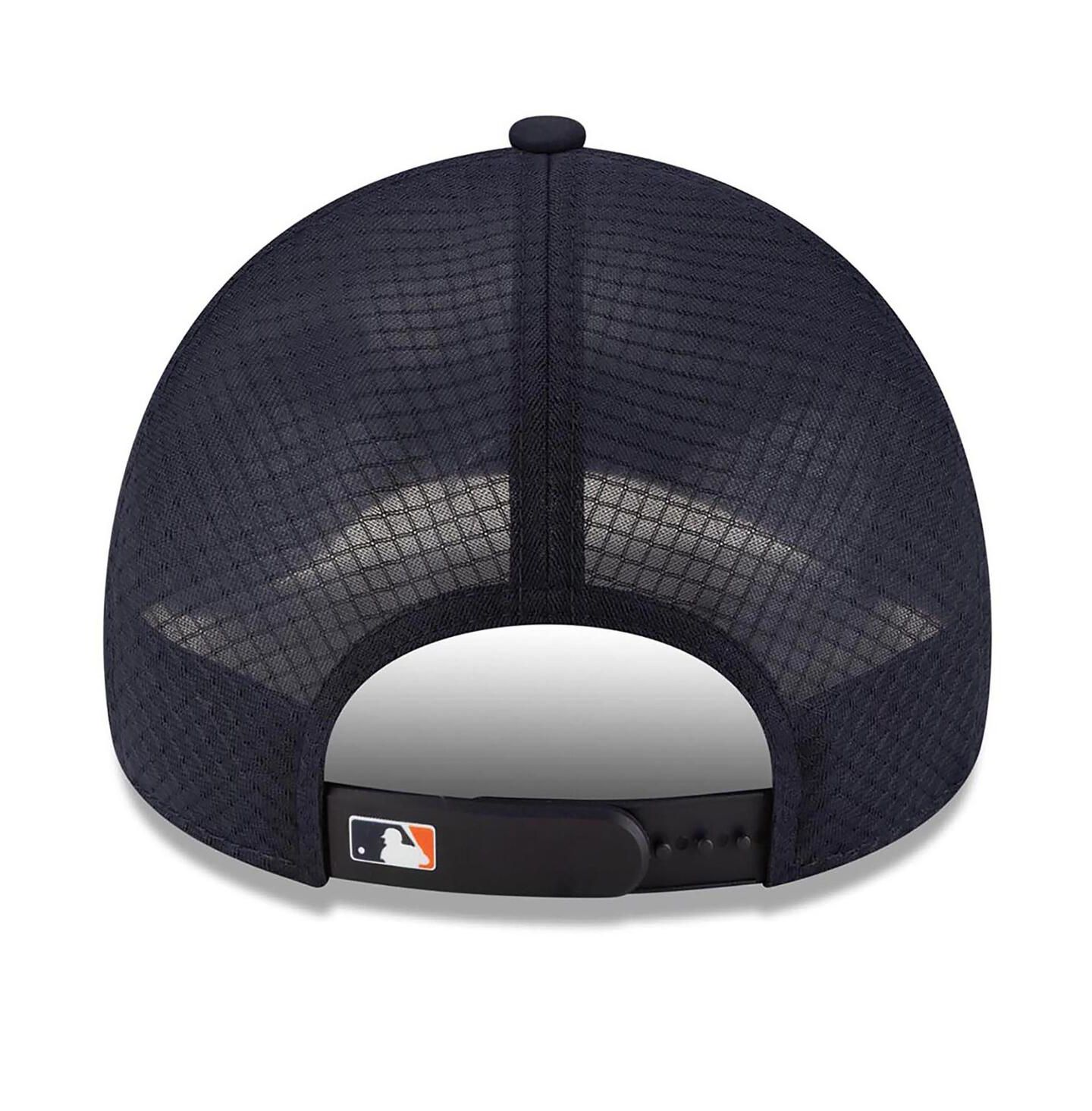Мужская кепка New Era Navy Detroit Tigers 2026 Batting Practice Apex 9FORTY Adjustable Trucker Hat — фото 4