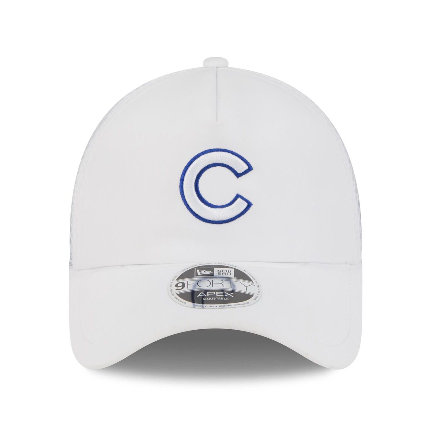 Мужская кепка New Era White Chicago Cubs 2026 Batting Practice Apex 9FORTY Adjustable Trucker Hat — фото 2
