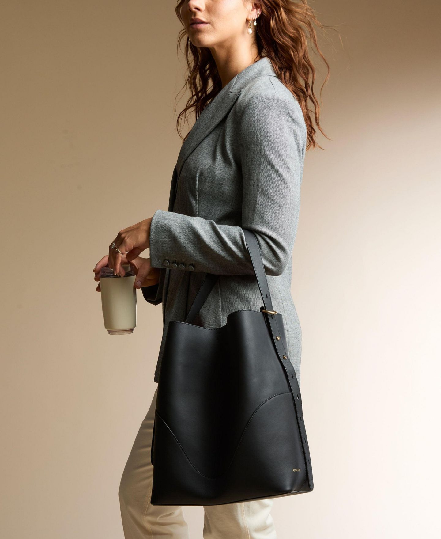 Женская сумка OLEADA Marina Soft Bucket Leather, цвет: Оникс — фото 3
