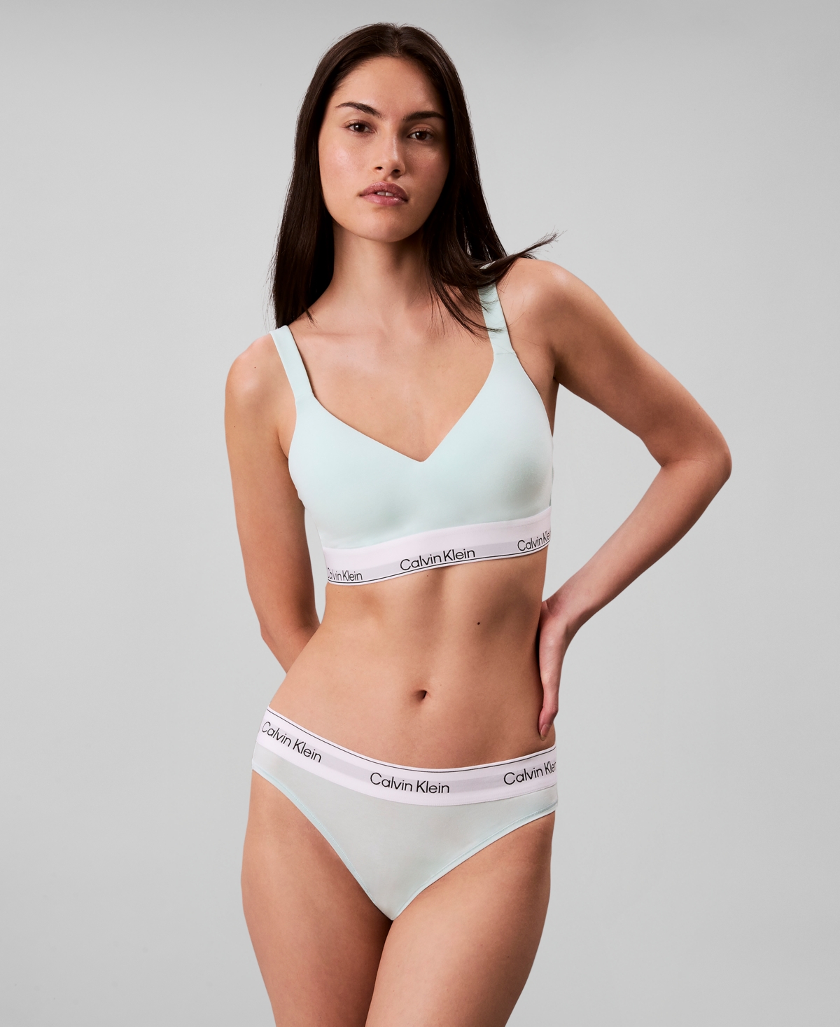 Calvin Klein Women's Full Coverage Lift Bralette