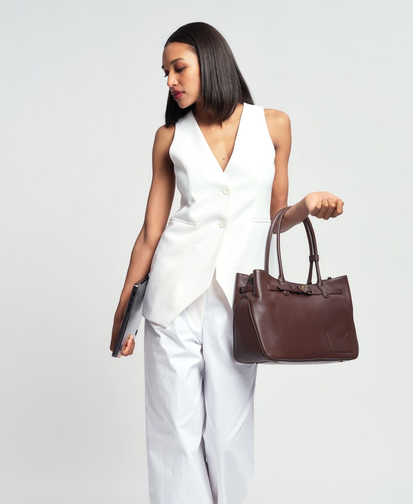 Женская сумка OLEADA Marina Napa Leather Tote, цвет: Шоколадный — фото 5