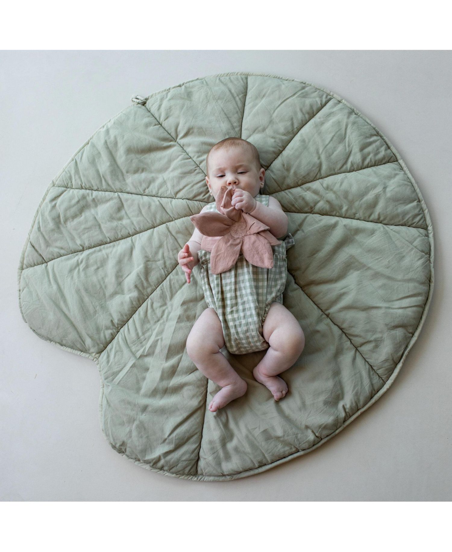 Playmat Water Lily Olive Playmat