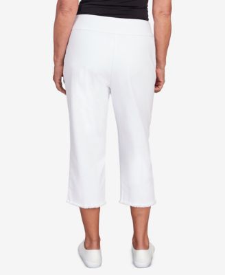 Plus Size Classic Super Stretch Denim Fringe Capri Pants