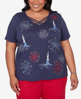 Plus Size Lady Liberty Statue Of Liberty Fireworks V-Neck T-Shirt