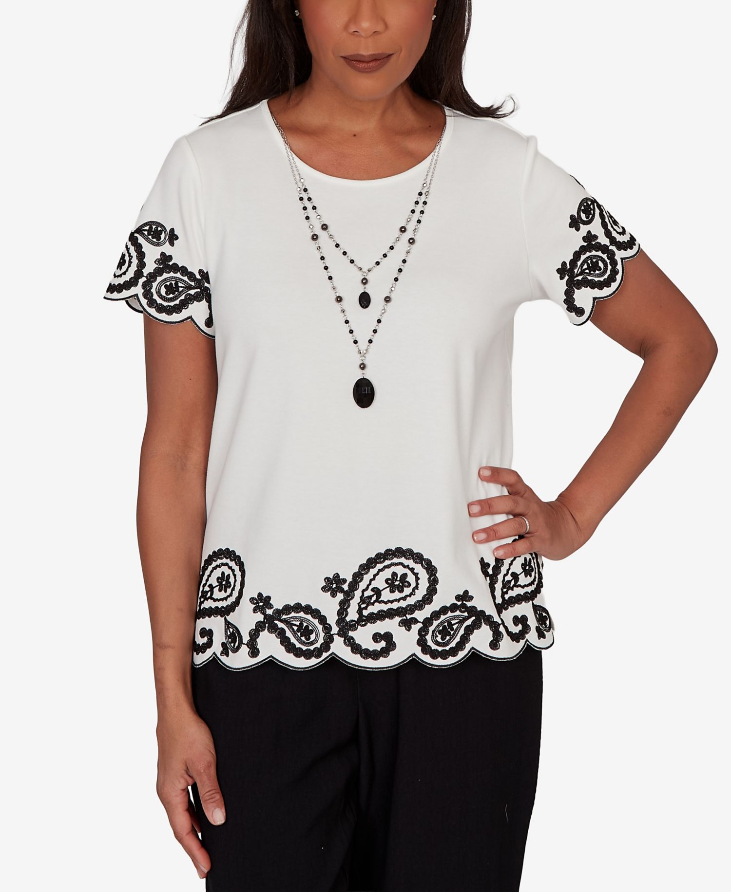 Women's Crowd Pleaser Paisley Border T-Shirt with Necklace