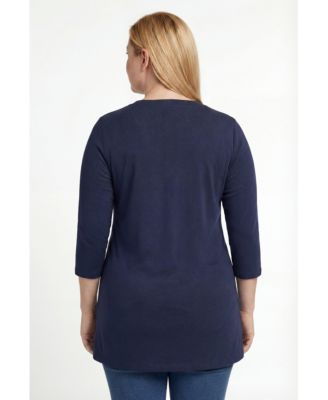 Plus Size Perfect Three-Quarter Sleeve V-Neck Tunic