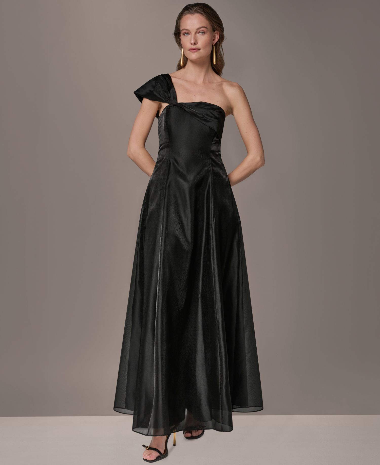 Women's Asymmetric-Neck One-Shoulder Gown