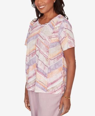 Petite Vintage Charm Chevron Geometric Short-Sleeve T-Shirt