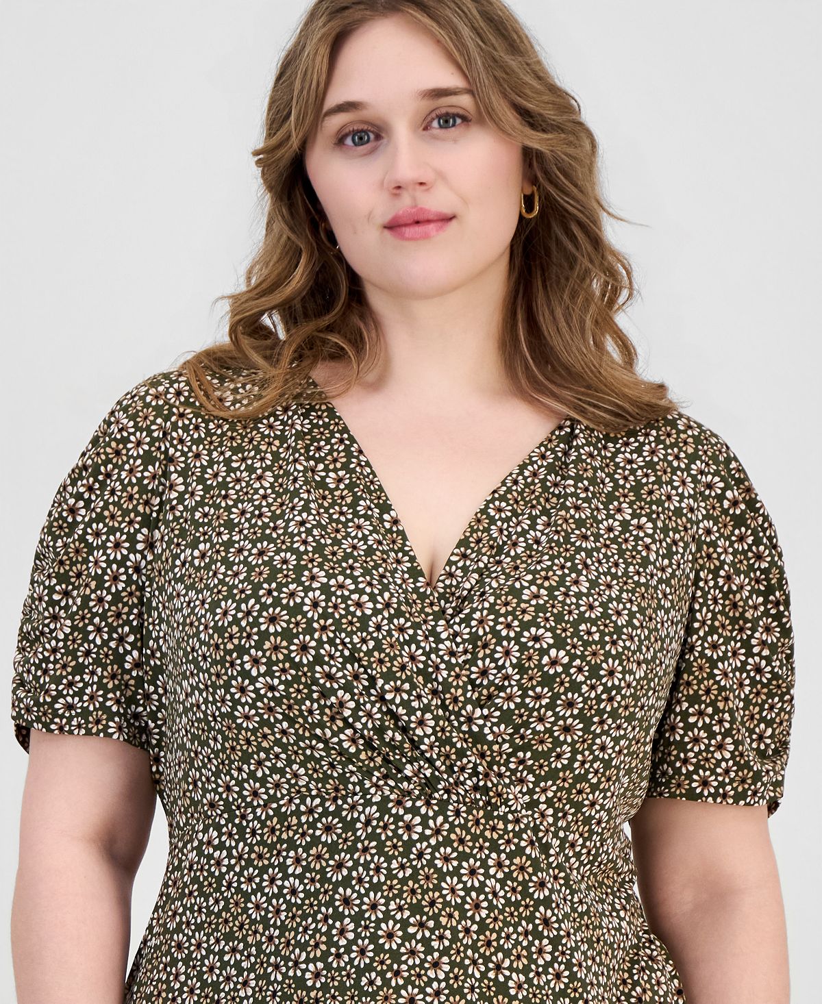 Connected Plus Size Printed Ruched-Sleeve Sheath Dress view 4 — MAYCSS fashion products