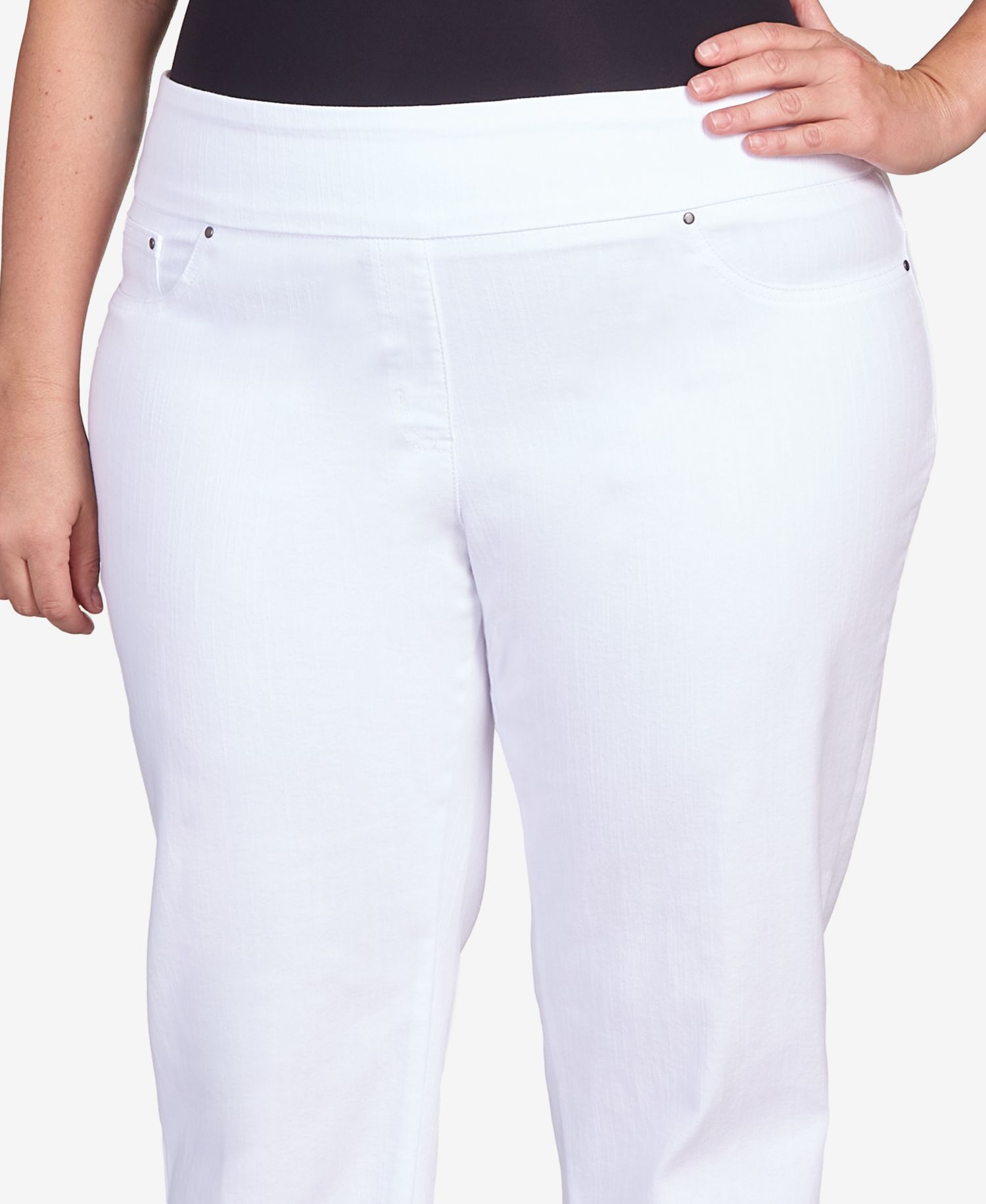 Plus Size Mid-Rise Pull-On Jeans