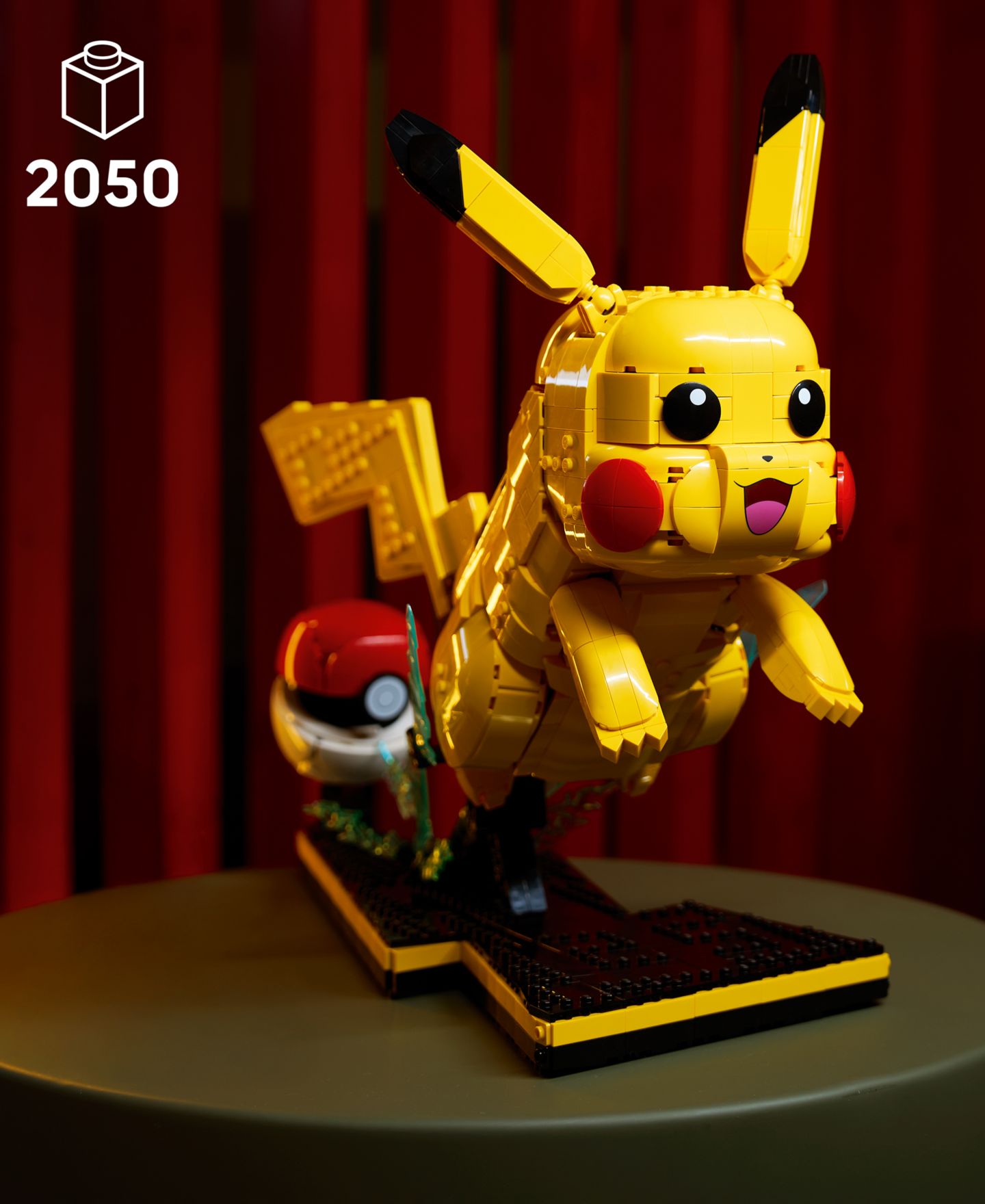 Детские конструкторы LEGO® Pokémon Pikachu and Poké Ball 72152, 2050 Pieces — фото 5