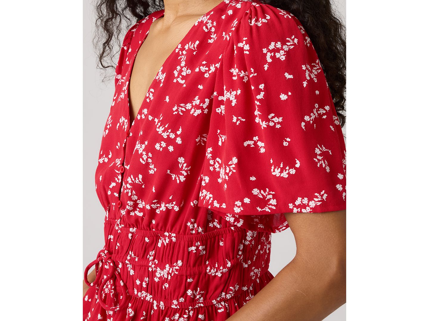 Женская блузка Levi's V-Neck Ryan Short-Sleeve Crepe Blouse, цвет: С принтом красный — фото 3