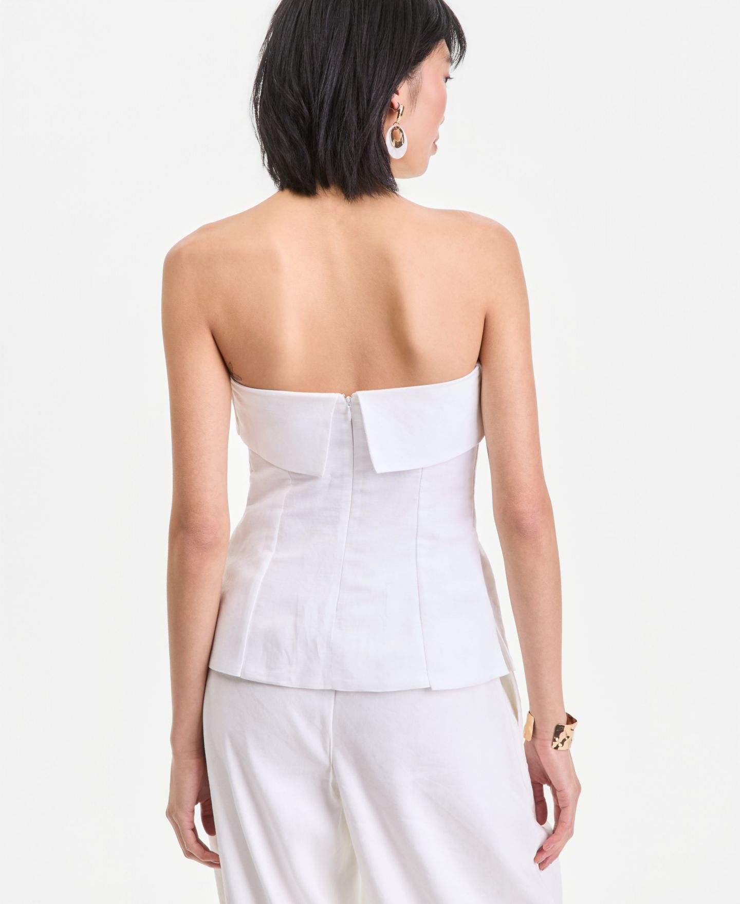 Женский топ I.N.C. International Concepts Strapless Linen Blend Top, цвет: Яркий белый — фото 5