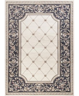 Avalon Courtyard 5'3" x 7'7" Area Rug