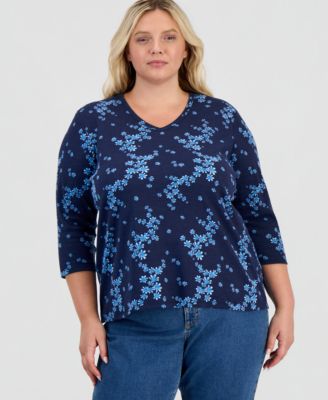Plus Size Printed 3/4-Sleeve V-Neck Top