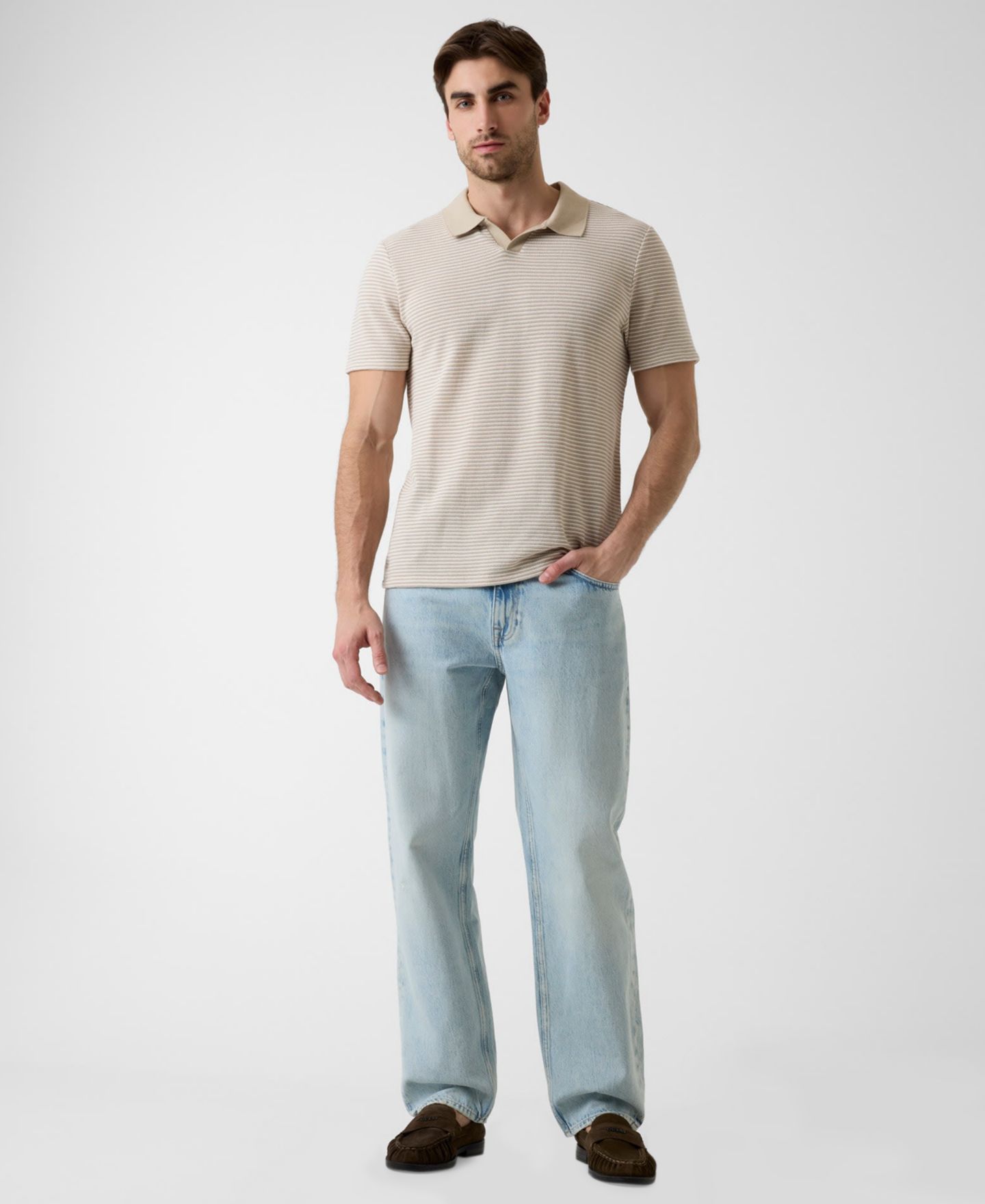 Мужское поло GUESS Hunter Stripe Knit Short-Sleeve Polo Shirt, цвет: Каменный разноцветный — фото 2