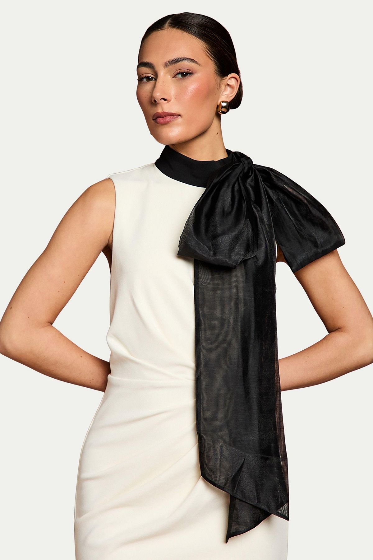 Coast Women's Organza Pussybow Column Midi Dress view 4 — MAYCSS fashion products