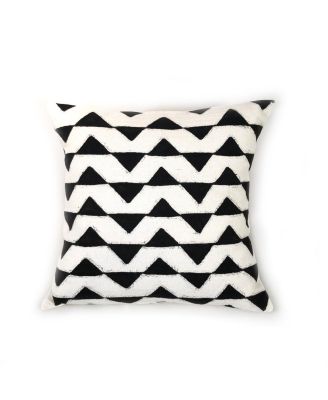 Sadza Triangles Pillow Cover
