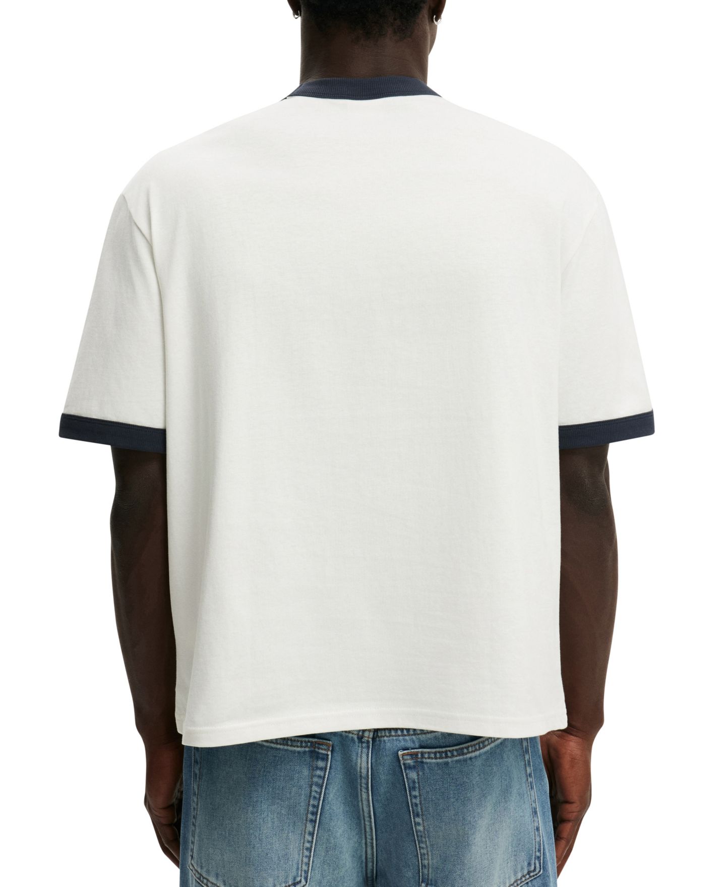Мужская футболка Cotton On Cropped Modern-Fit Short-Sleeve, цвет: Молочно-белый — фото 4