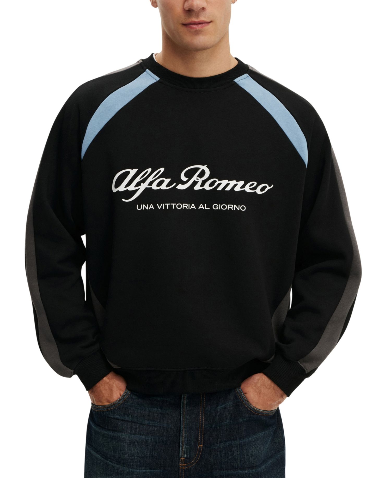 Men's Modern Box-Fit Alfa Romeo Long-Sleeve Sweatshirt
