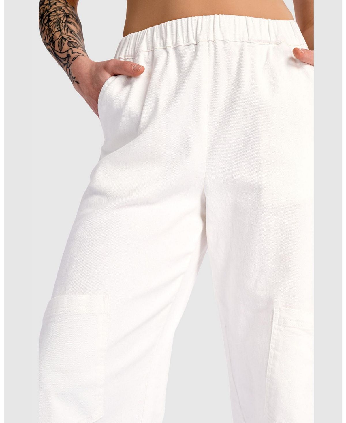 Alembika Women's Twill Papaya Relaxed Pants view 5 — MAYCSS fashion products