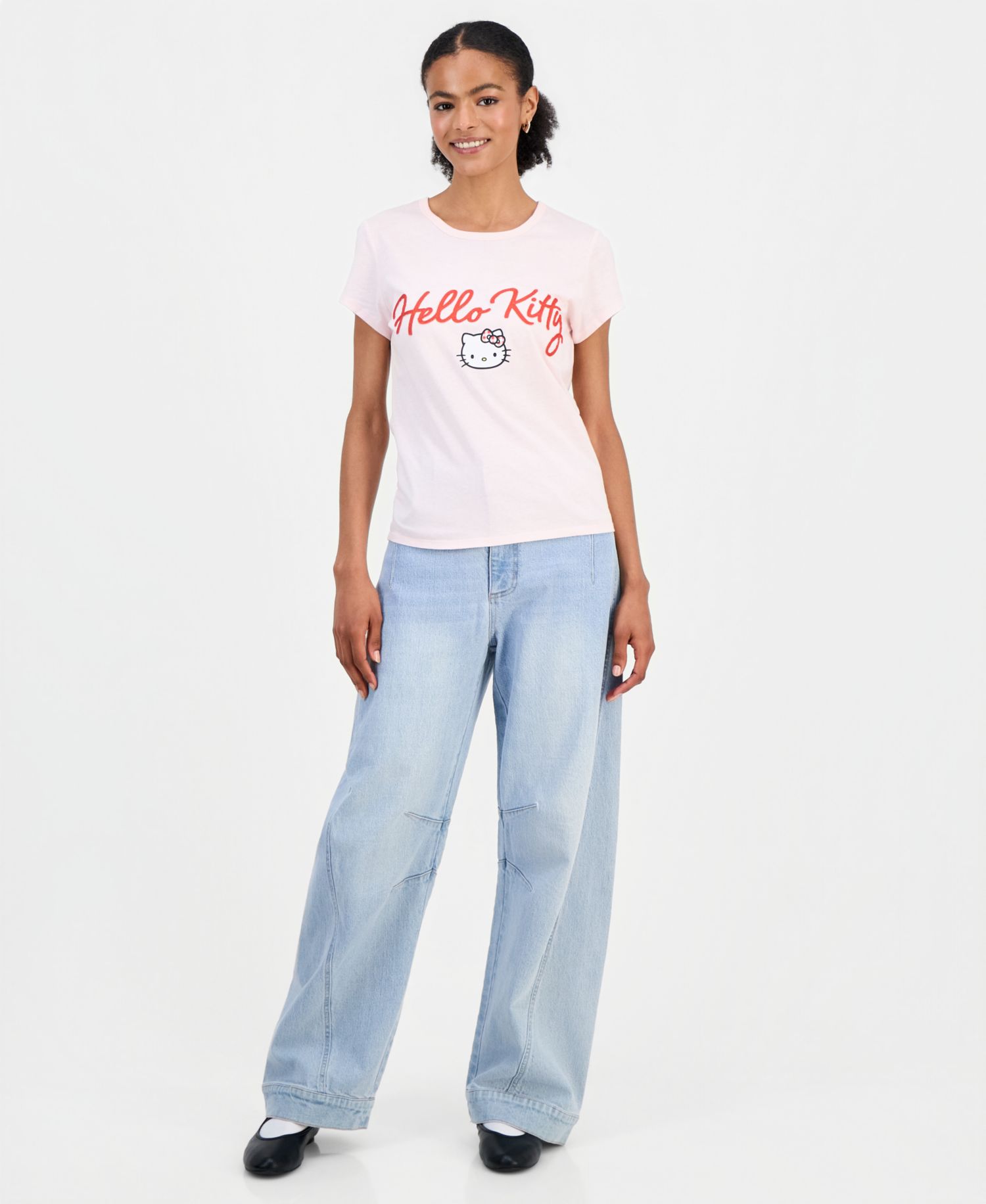 Juniors' Hello Kitty Graphic T-Shirt