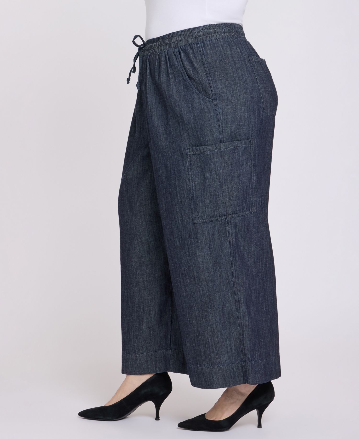 Plus Size Whitney Pull-On Cargo Crop Pants