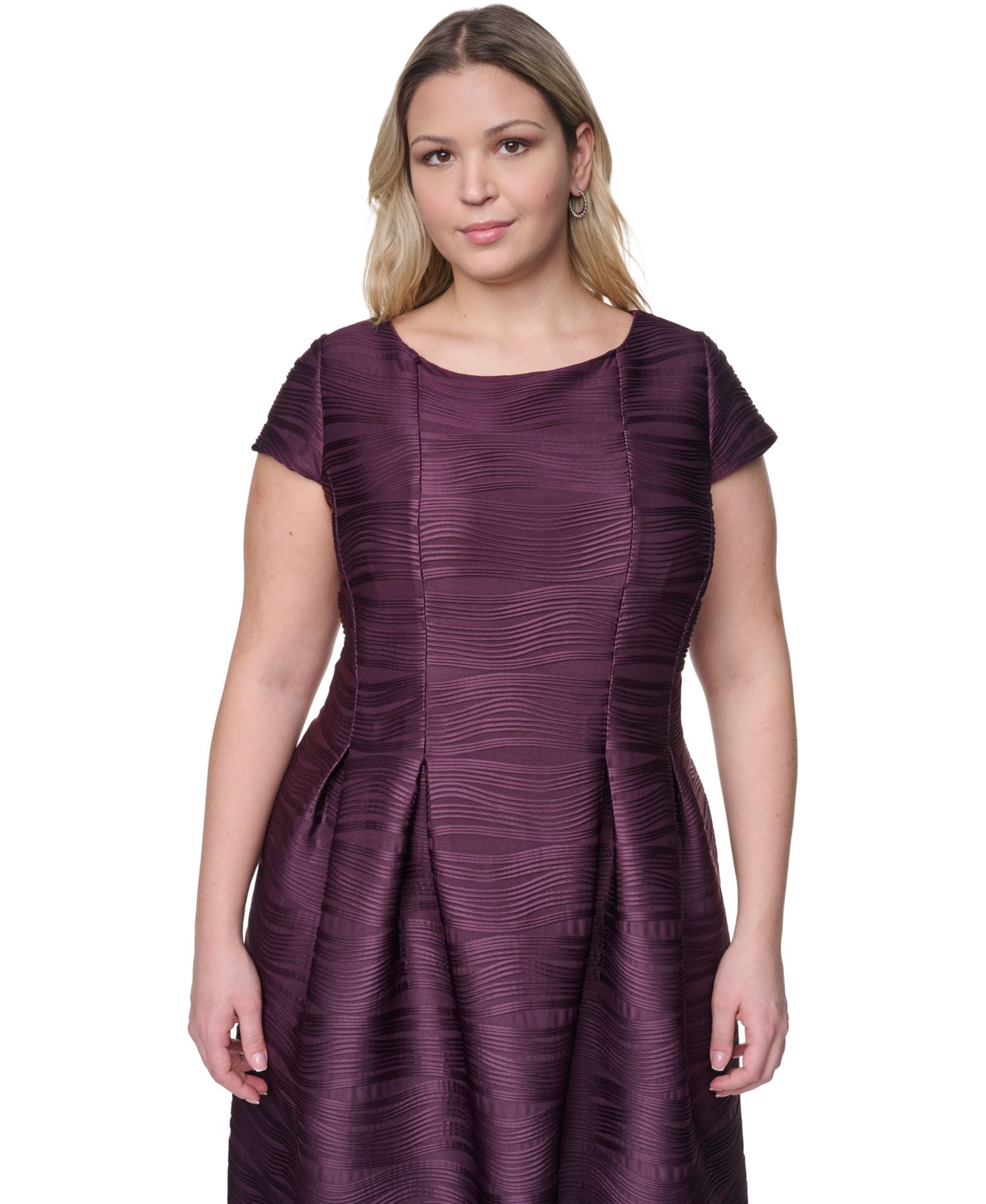 Plus Size Short-Sleeve Boat Neck Dress
