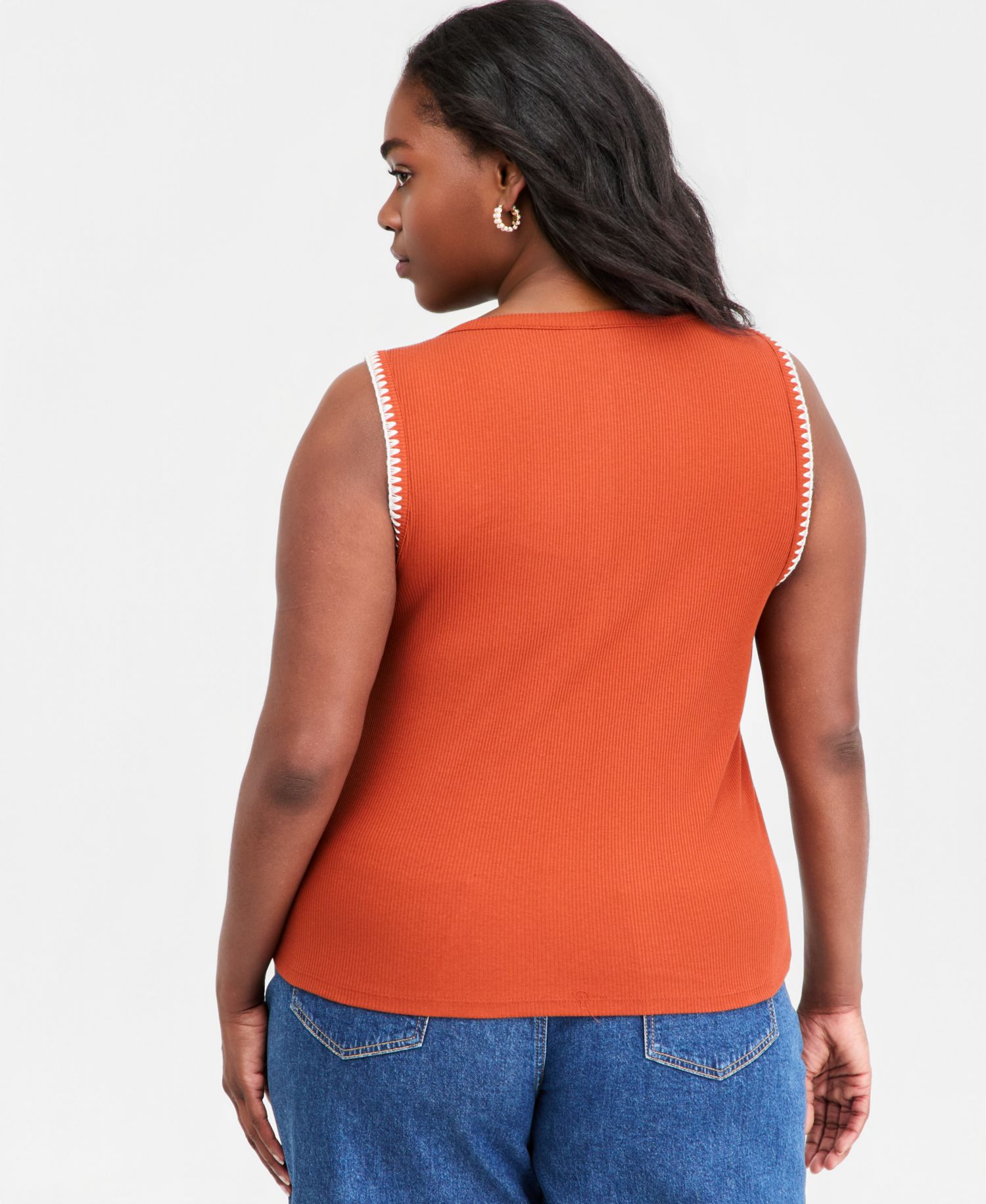 Women's Sleeveless Rib-Knit Whipstitch Button Front Top